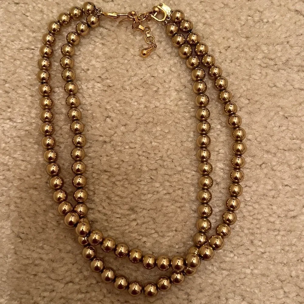 Vintage Monet 14” gold tone choker necklace.